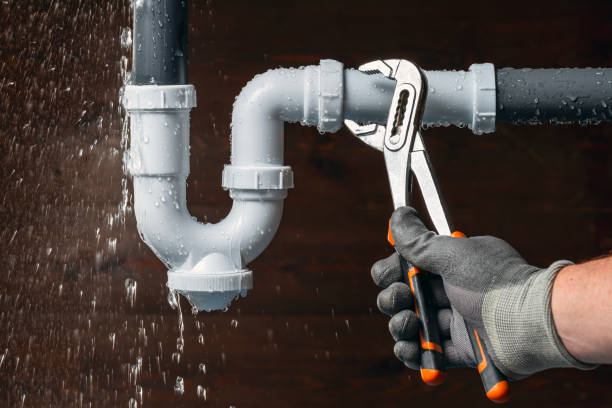 Professional Emergency Plumber technician working in Martinsville, VA